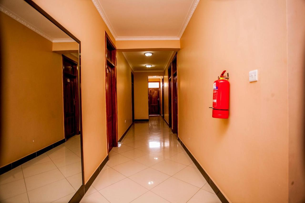 B10 Airport Lodge Dar es Salaam Esterno foto